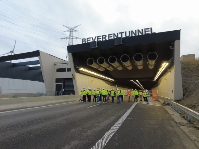 Beverentunnel reopened in both directions | STADSBADER CONTRACTORS